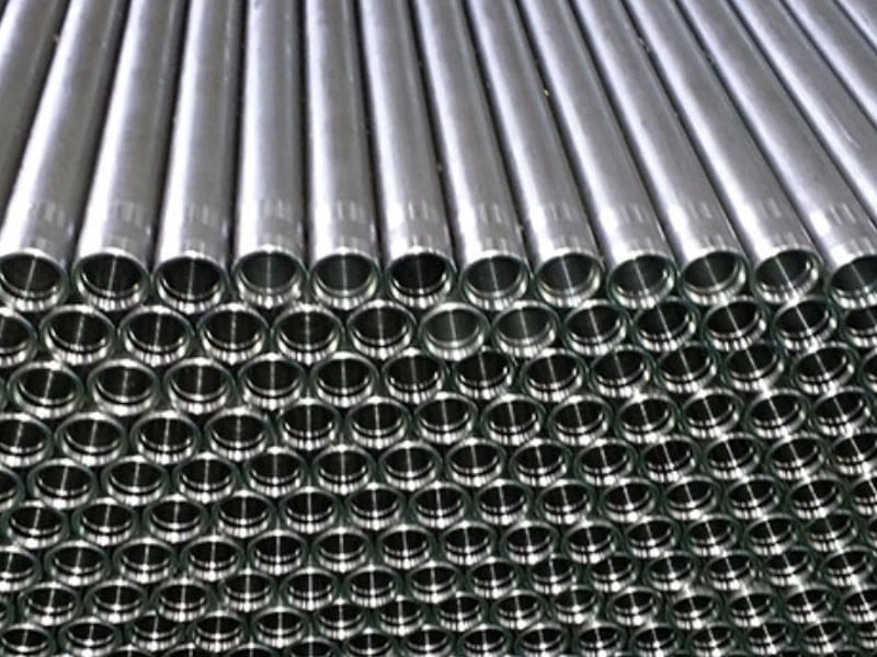 Seamless steel tube