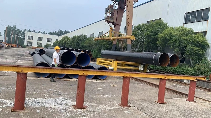 plastic-coated steel pipes