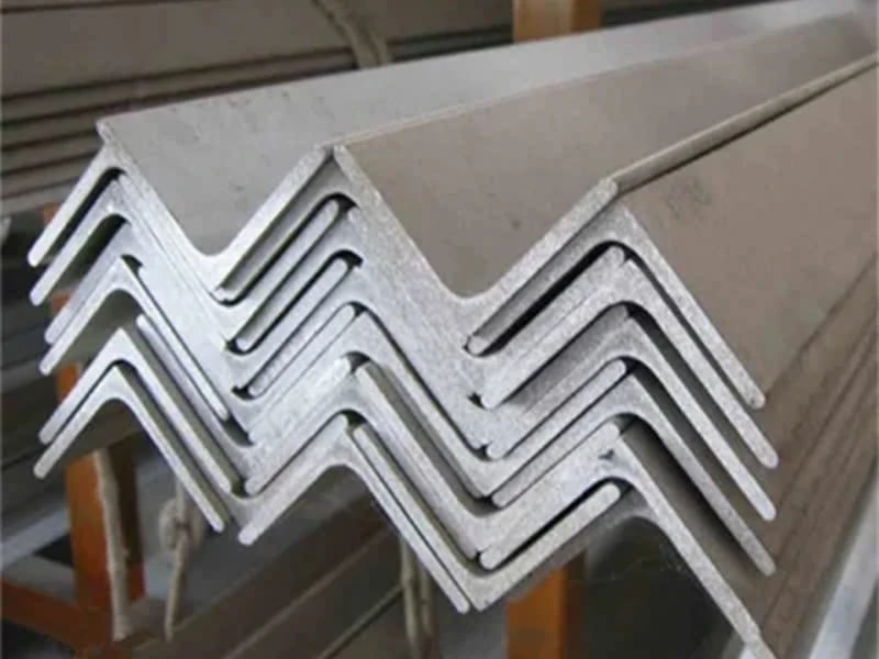 Q195, Ss330, St37, St42, Q235 Carbon Steel Angle Flat Bar Section Steel